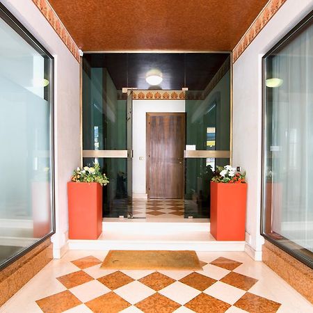 Holiday Treviso Suite Venezia Kültér fotó